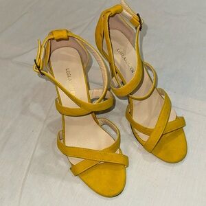 Loslandifen mustard suede strappy heels Size 37